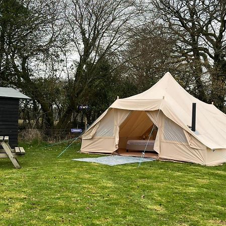 1 Glamping Tent With Kitchen & Electric On Small Family Campsite, No Bedding Supplied Narberth Esterno foto