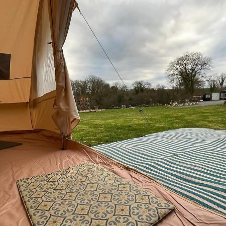 1 Glamping Tent With Kitchen & Electric On Small Family Campsite, No Bedding Supplied Narberth Esterno foto