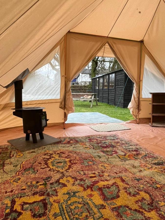 1 Glamping Tent With Kitchen & Electric On Small Family Campsite, No Bedding Supplied Narberth Esterno foto